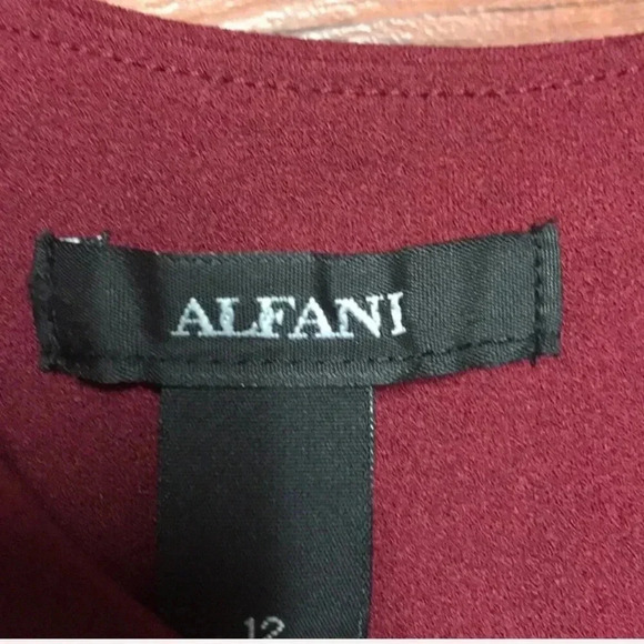 NEW! Alfani Pleated A Line Dress, sizes 8 - Picture 3 of 5